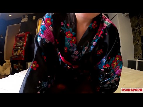 ❤️ Keçika ciwan a cosplay ji seksê hez dike ku bi orgazmê bi şûjinek di hespêk û blowjob de. Keçika Asyayî ya bi pisîka porî û bi cil û bergên kevneşopî yên Japonî di vîdyoya amator de ku masturbasyona bi pêlîstokên qijikê nîşan dide. Sakura 3 OSAKAPORN. ❤❌ Porno li ku.pornolemon.ru ️❤