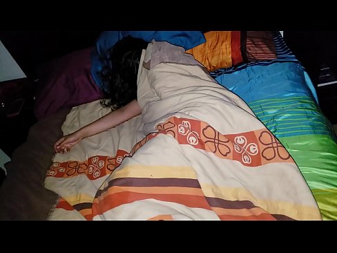 ❤️ Stepson dema ku di xew de ye, xatirê dayika xwe ya ciwan dike. ❤❌ Porno li ku.pornolemon.ru ️❤